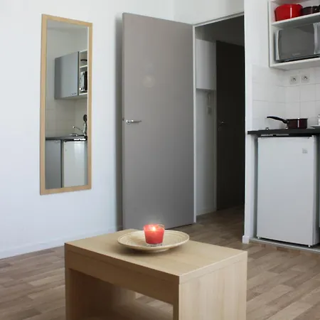 Résidence Uxco République Ex Suiteasy Appart hôtel