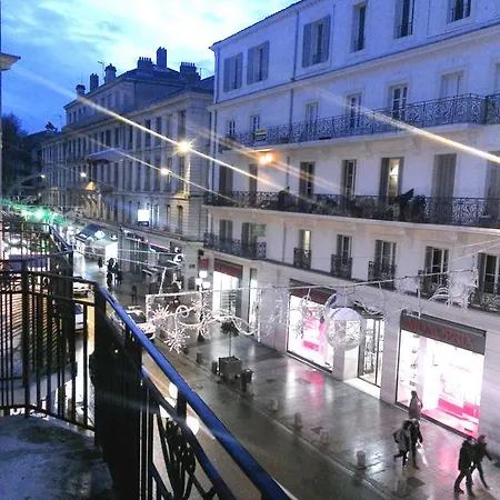 Résidence Uxco République Ex Suiteasy * Avignon